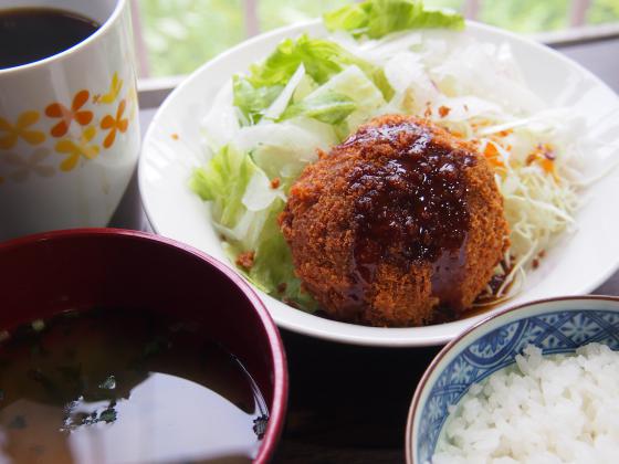 ローソンの「ゲンコツメンチ」